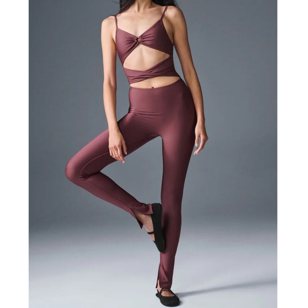 Alo Yoga Airlift A-List Onesie One Piece Jumpsuit Burgundy Truffle Size Medium M - Picture 8 of 16